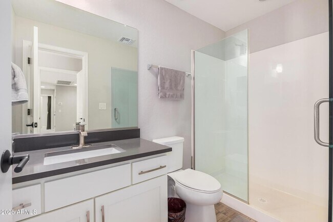 Building Photo - 5654 N 88th Ln