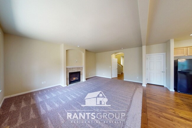 Building Photo - Spacious home in the Olympia School Distri...
