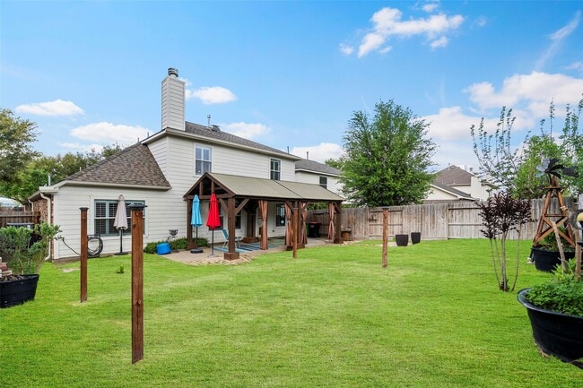 Building Photo - 22110 Field Green Dr