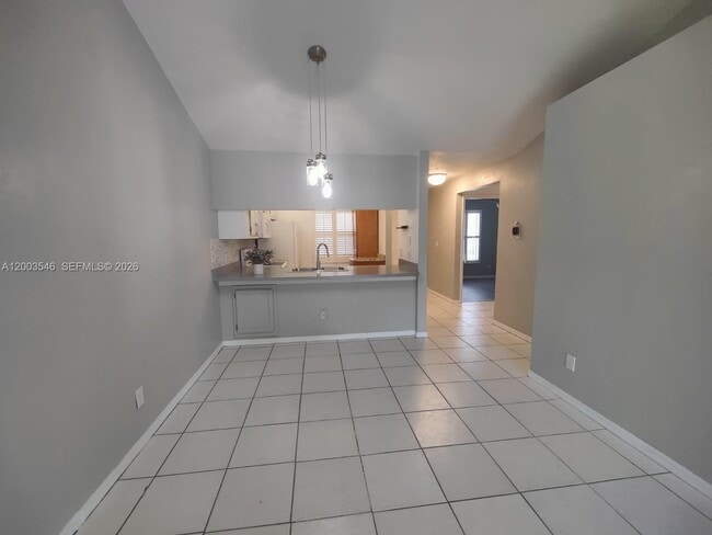 Building Photo - 2668 Kings Lake Blvd