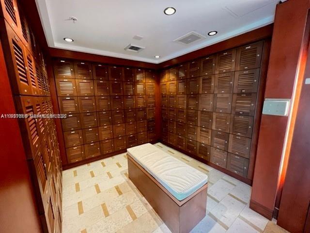 Building Photo - 31 SE 5th St