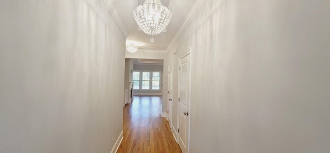 Building Photo - 5848 Vlg Rdg Wy