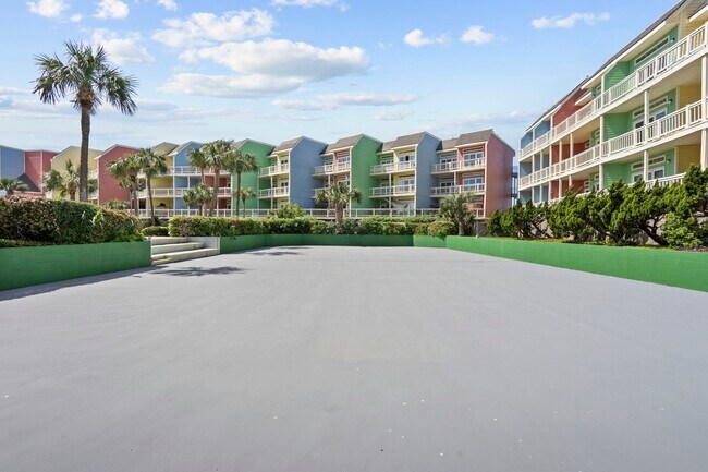 Building Photo - 7820 Seawall Blvd