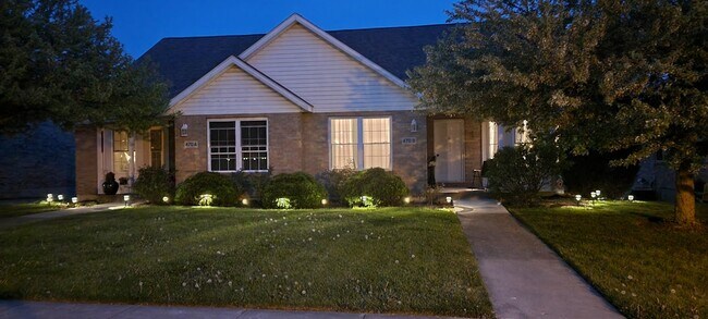 Building Photo - 470 Yale Dr