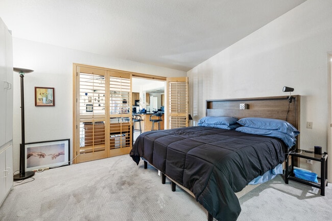 Building Photo - 75355 Santa Fe Trail