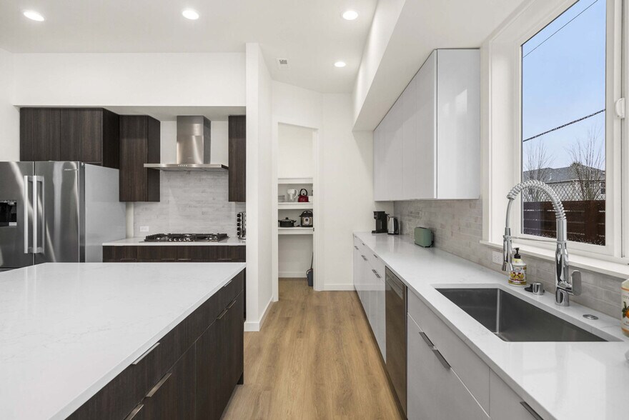 Building Photo - 11612 SE 196th St