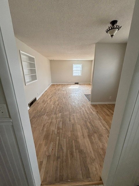 Building Photo - 1208 Grove Ave