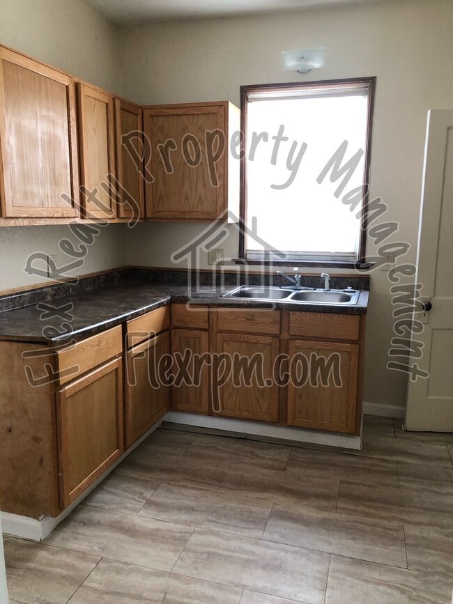 Building Photo - ***NEW ON THE MARKET....DRIVE BY TO CHECK ...