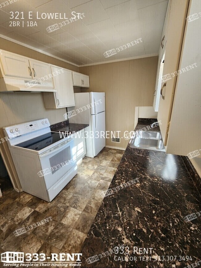 Building Photo - 321 E Lowell St