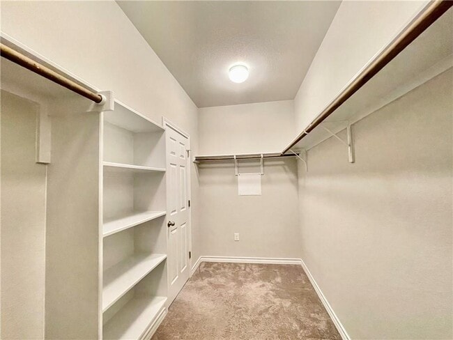 Building Photo - 11812 Offaly Dr