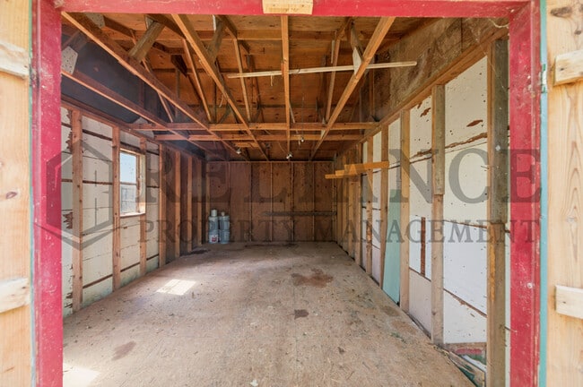 Building Photo - 1415 N Prairie Ln