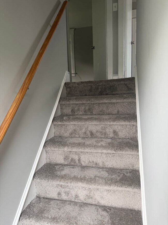 Building Photo - Recently Renovated 3-Bedroom, 1-Bath Home in Pleasantville