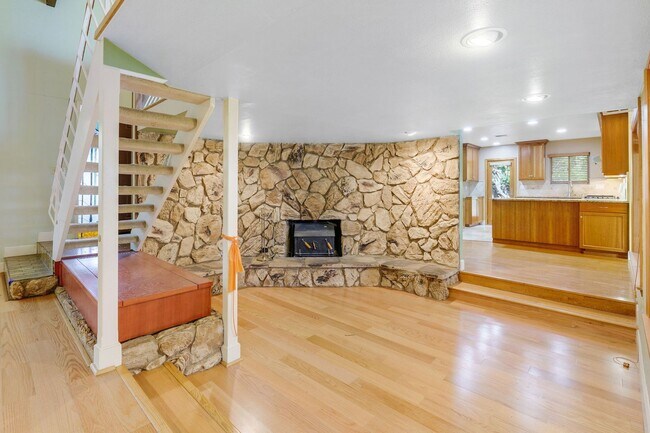 Building Photo - Beautiful 3 Bedroom home in Stonegate