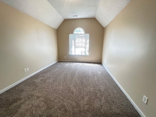 Building Photo - 4806 Ashcroft Dr