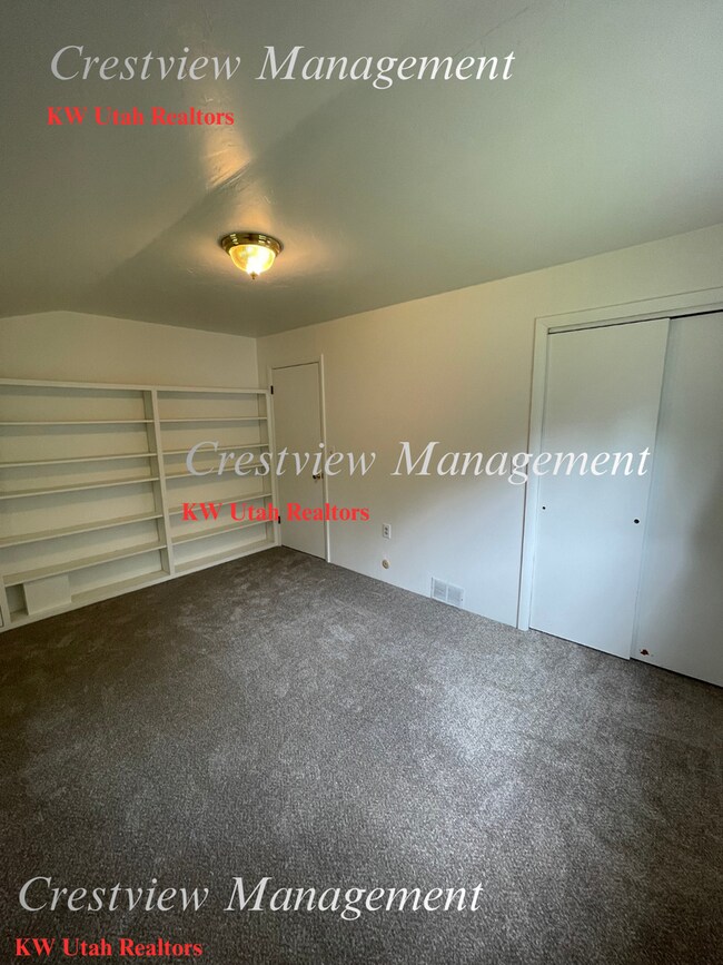 Building Photo - Charming Holladay Home in Prime Location