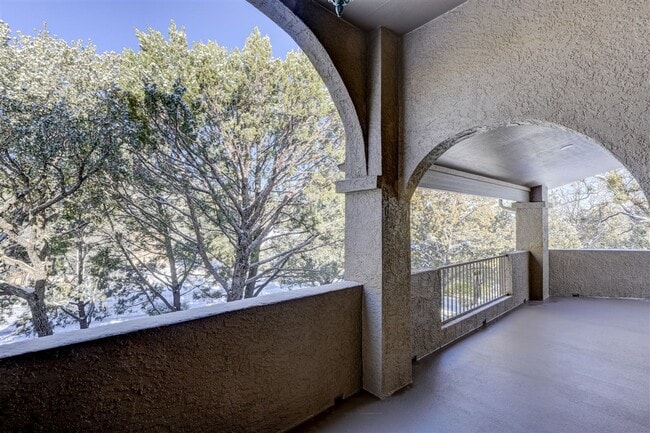 Building Photo - Price reduced! Executive Home in The Ranch - 4 bed 3 bath