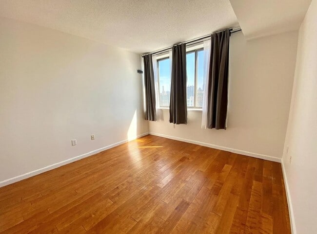 Building Photo - 169 Monsignor O'Brien Hwy