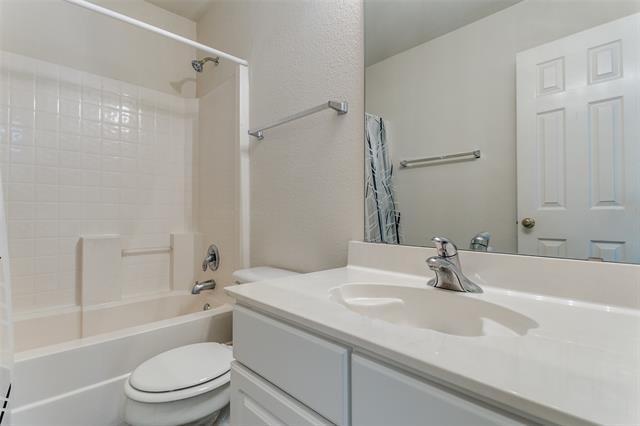 Building Photo - 11729 Ficus Dr