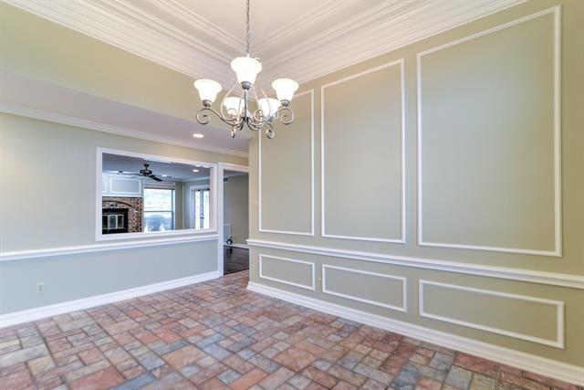 Building Photo - 3513 Meadowside Dr
