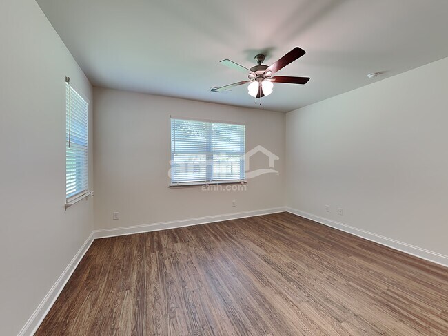 Building Photo - 6246 Bridlewood Ln