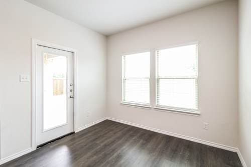 Building Photo - 3033 Glazner Dr