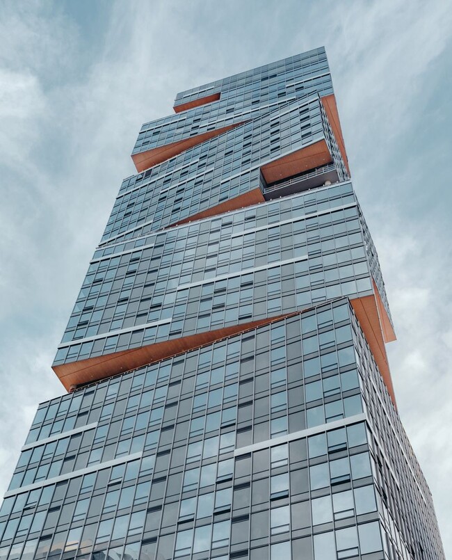 Building Photo - 1bd/1ba Seattle Condo