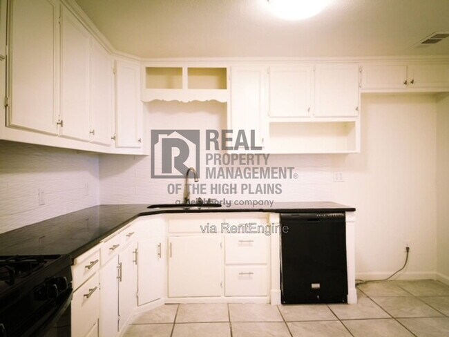 Building Photo - 4201 Erik Ave