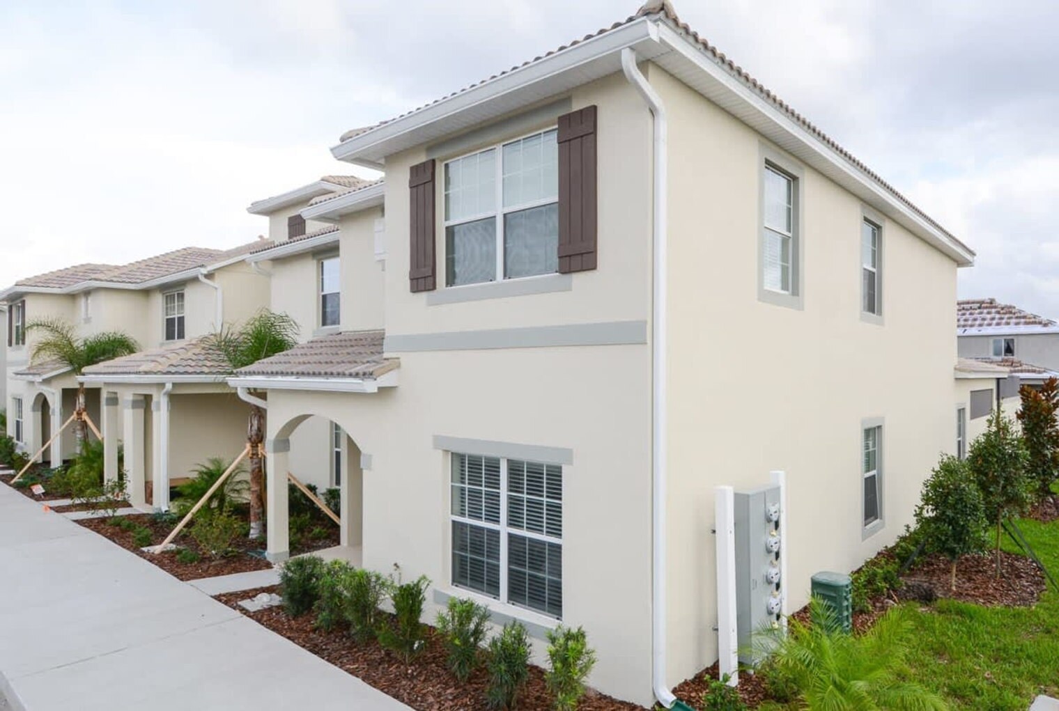 Building Photo - 4822 Brier Rose Ln