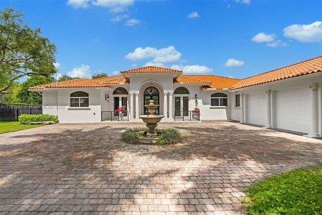Building Photo - 9400 SW 93rd Ct