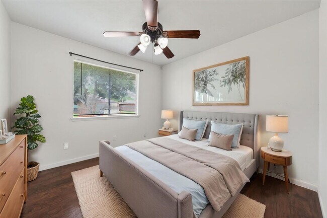 Building Photo - 17002 Dew Drop Ln