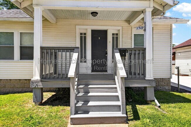 Building Photo - 2309 Gaebler Ave