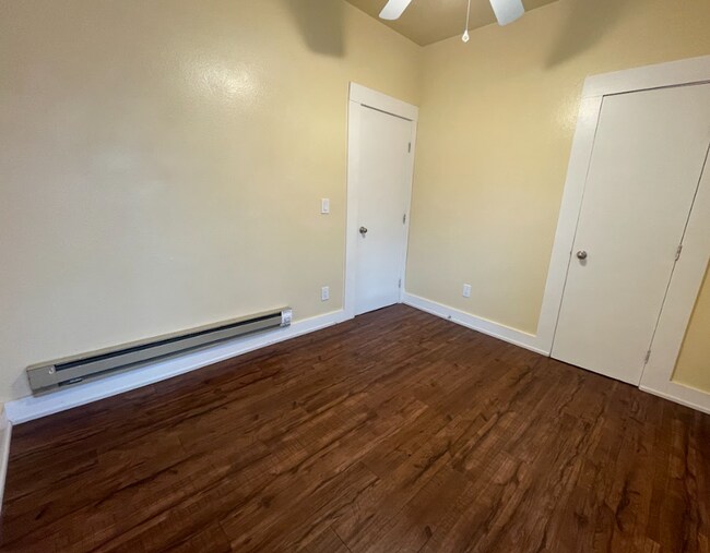 Building Photo - North End Duplex-1bed/1bath-Close to downtown Boise, Hyde Park, Landscaping included
