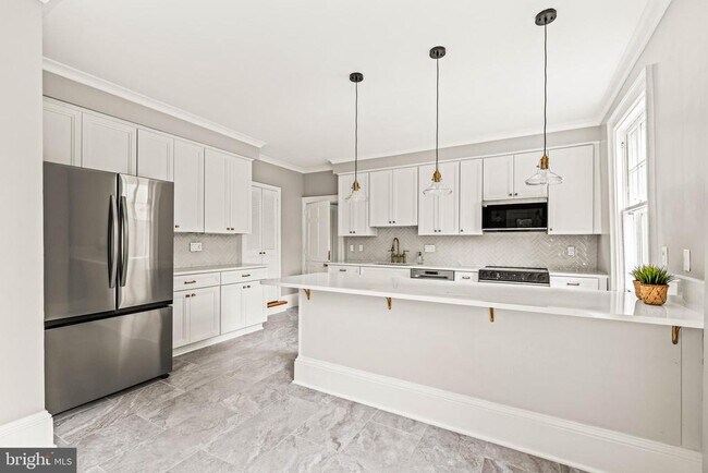 Building Photo - 3408 Wessynton Way