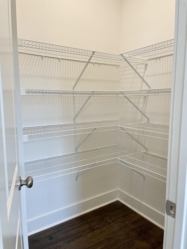 Building Photo - 374 Auburn Valley Wy