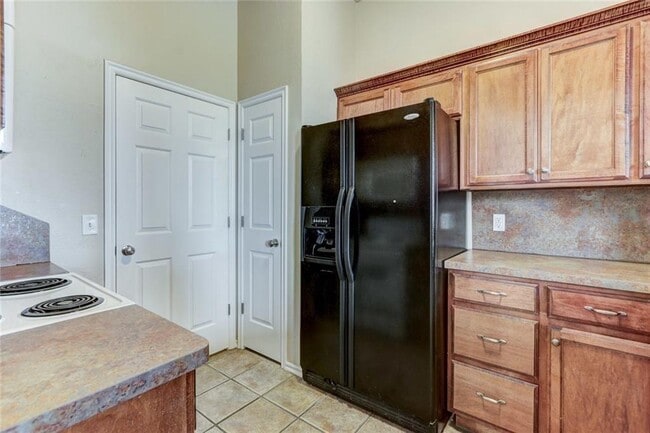 Building Photo - 16228 Panther Way