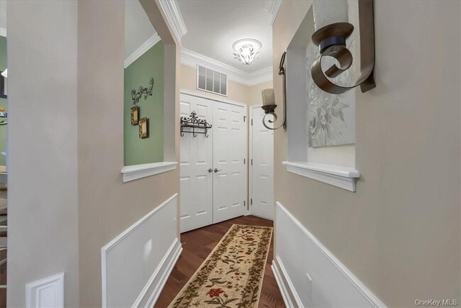 Building Photo - 2814 Bennington Dr