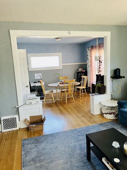 Building Photo - 701 3rd St NW