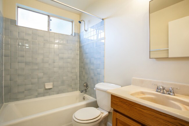 Building Photo - 2772 Sargent Ave