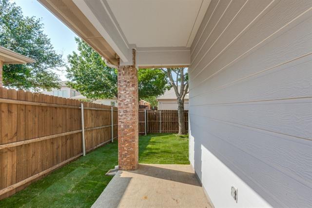 Building Photo - 4709 Brighton Dr