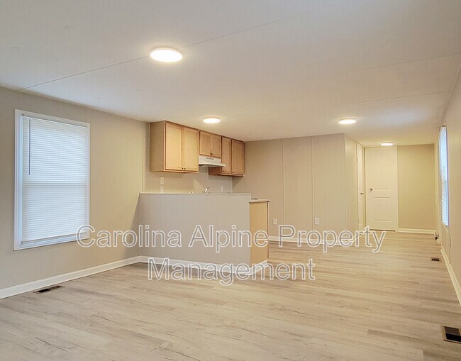 Building Photo - 116 Drum Rd