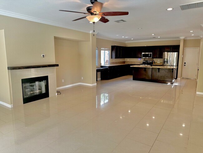 Building Photo - 5 bedroom Pool Home for rent in Murrieta
