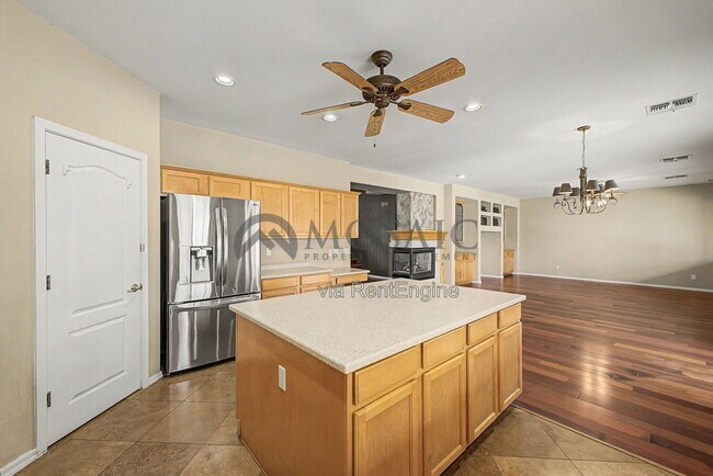 Building Photo - 2172 W Enfield Way