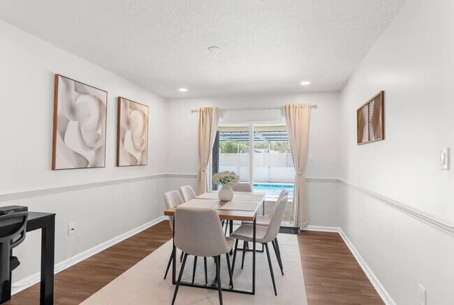 Building Photo - 31178 Park Ridge Dr