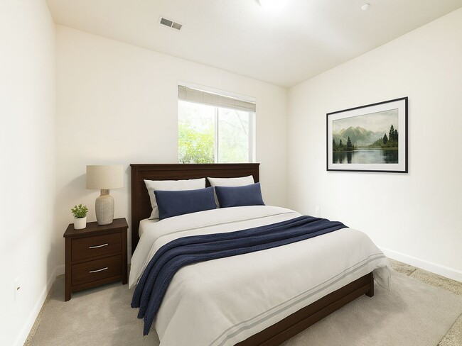 Building Photo - 2BR 1BA Townhome w/ In-Unit Laundry • Stainless Steel • Private Patio in South Jordan