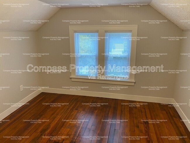 Building Photo - 1462 Walker Ave NW