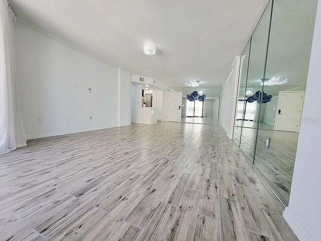 Building Photo - 1415 Ocean Shore Blvd