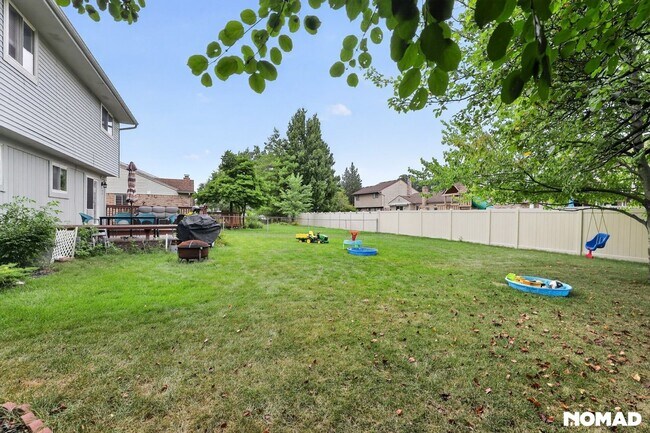 Building Photo - 1225 Whittier Dr