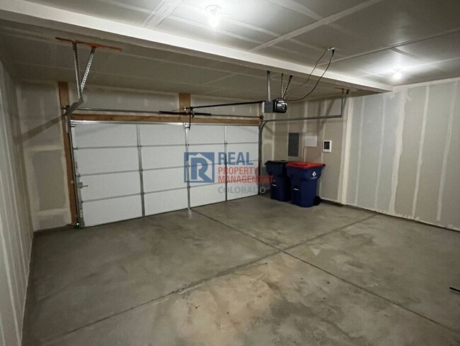 Building Photo - 531 Condor Wy