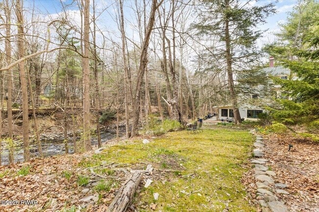 Building Photo - 144 Sawkill Ave