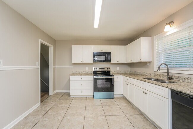 Building Photo - 1412 Idlewood Rd